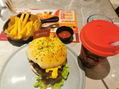 -必胜客(骡马市店)