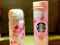 -星巴克(上海虹桥南丰城办公楼店)