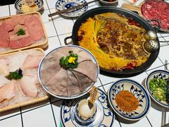 -旧街市鲜货老火锅(大光路店)