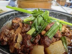 红焖黄牛肉-园林美食城·本土农家菜(杨和镇店)