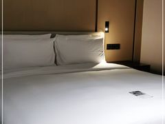 -苏州工业园区奥特莱斯亚朵酒店