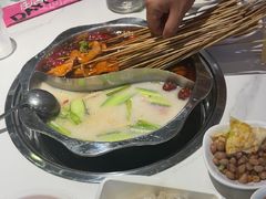-佰人王串串香火锅(洋珠巷店)