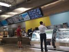 -盒马X会员店(王府井奥莱UP TOWN店)