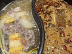 -沸炉重庆老火锅(军事博物馆店)