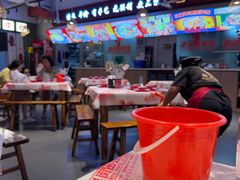 -老闵田螺馆·南昌市井菜·特色小吃(总店)