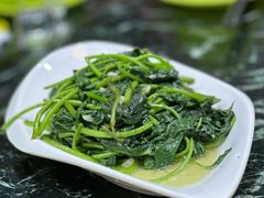 -小海豚•老字号海鲜餐厅(天涯店)