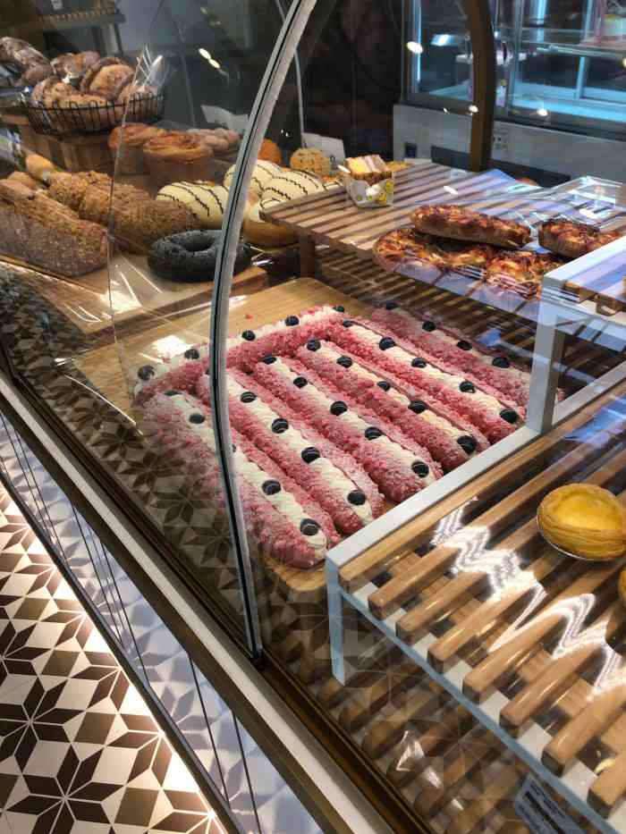 禾城九头牛fresh milk(秀洲店)-"喜欢这家花地板[色][色][色] 感觉.