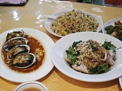-鹏城人家海鲜酒家·23年老字号(较场尾店)
