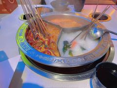 -钢管厂五区小郡肝串串香火锅(人民广场店)
