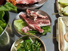 -围炉肉舍•炭烤活鳗•丹东海鲜烤肉(步行街店)