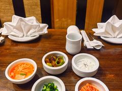 -萨拉伯尔(燕莎友谊商城店)