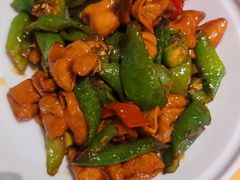 -关东小磨东北菜(上海长风大悦城店)