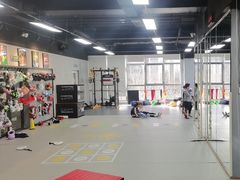 -拳力汇散打搏击泰拳俱乐部(绿地缤纷城店)