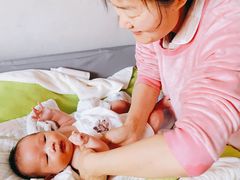 -爱的果实月嫂育婴师(世纪东方店)