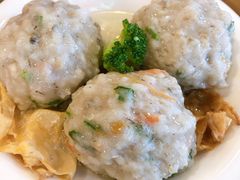 七彩鲮鱼球-点都德(北京路贰店)