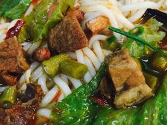 -丫丫桂林米粉(学府店)