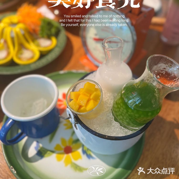 花园道泰式排挡天花板