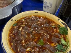 -马路边边串串香(苗栗路店)
