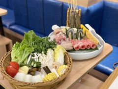 -樾餐厅泰式海鲜火锅(民歌湖店)