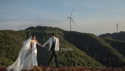 -乐派诗婚纱摄影