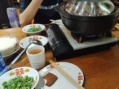 -猫爷的腔调·黔小馆(交大医学住宅区店)