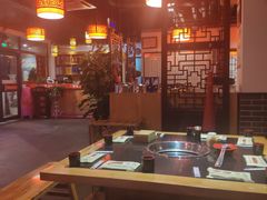 大堂-董家湾重庆老火锅(张家窝店)