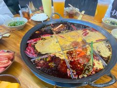 -正南齊北重庆老火锅(光华村直营店)