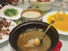 -湖庭壹品鸭王·传统北京烤鸭·别墅私房菜·庭院宵夜(江宁店)