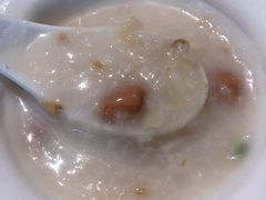 -山顶沙河粉-粤菜馆(凯旋店)