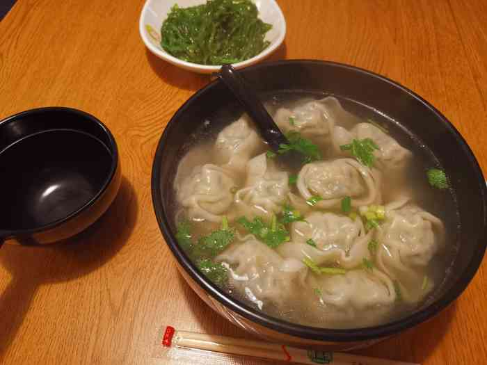 满宝馄饨(万豪店"在长春都是吃吉祥馄饨的说 上次在沈阳 看.