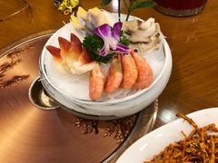 -青瓦餐厅·生鱼片·韩园烤肉(西塔店)