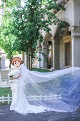 -LOVINA洛维娜婚纱礼服