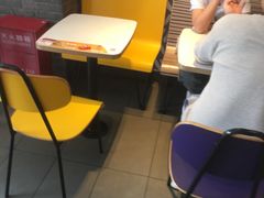 -麦当劳(欢乐谷店)