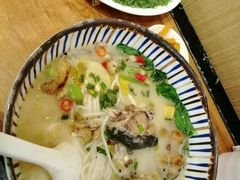 -鲜越鲜鱼粉(财富购物中心店)