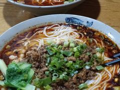 -丁丁猫重庆小面(徐州路店)