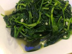 -维吾尔餐厅(宜山路店)