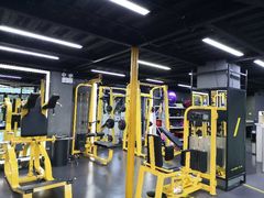 -可逸运动24小时健身