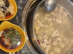 -一席地·本地鸡窝·杭帮鸡火锅(萧山银隆百货店)