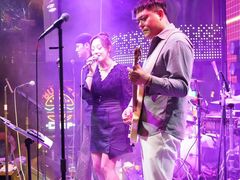 -DEEP·美式餐吧(五棵松华熙LIVE店)