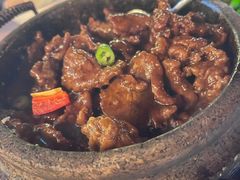 石锅雪花牛肉-宋小谨·泉州菜(西沙湾店)