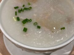 皮蛋肉丝粥-避风塘(宝山万达店)