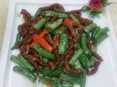 -方鼎食府