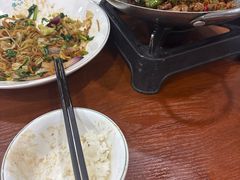 -湖南人家湘菜馆(镇江路店)