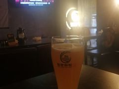 -板凳鲜酿·精酿啤酒(科华北路店)
