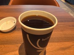 -瑞幸咖啡(大连罗斯福广场一层店)