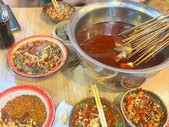 -拐枣巷小串串(财大店)