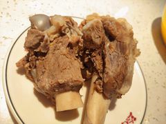 招牌猪骨煲-三人行骨头王火锅(长寿店)