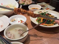 -贯贯吉·清真餐厅(浙江中路店)