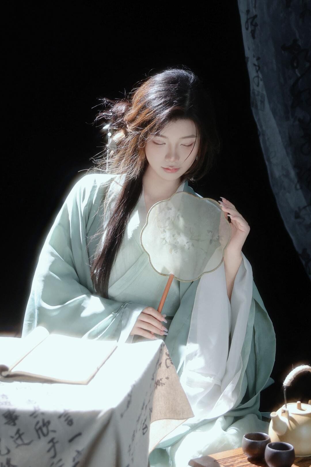 古风写真#写真#清冷感#你永远可以相信