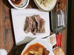 -清真·玛丽亚新疆菜主题餐厅(浙江中路店)